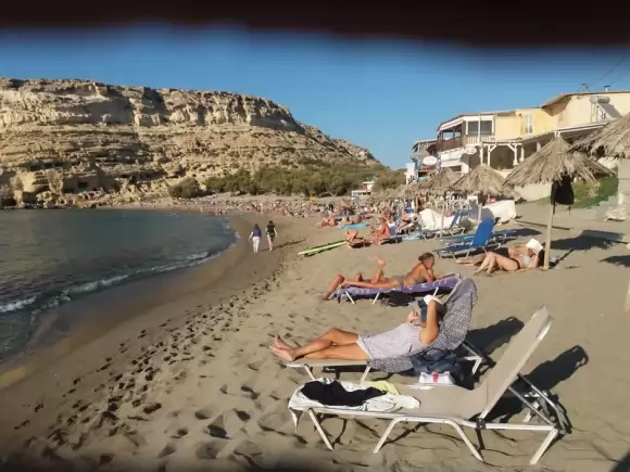 Matala Beach | carrentalstop.gr content image