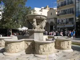 carrentalstop.gr Lion Square.JPG